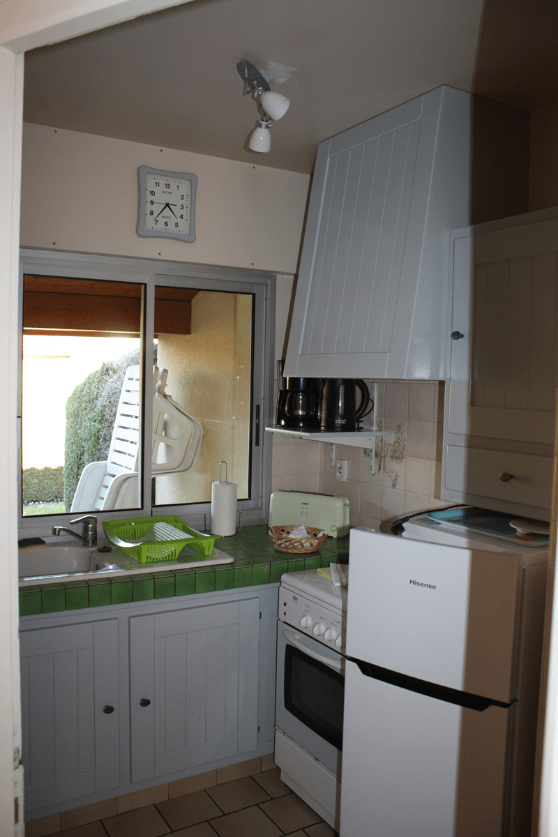 Appt_9_Cuisine[1]
