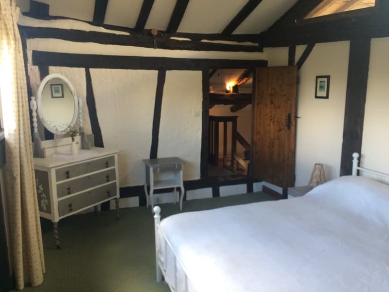 Arch bedroom