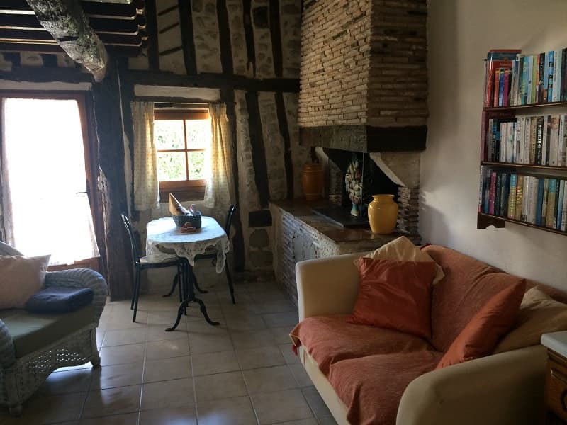 Arch sitting area
