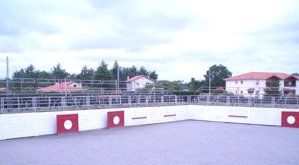 Arènes de Haut-Mauco