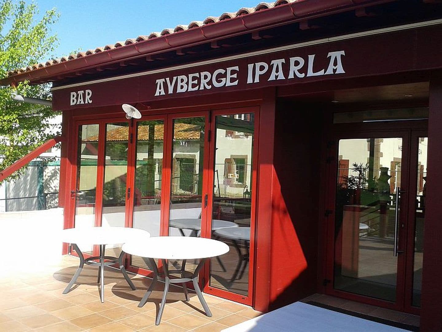 Auberge Iparla - salle restaurant - Bidarray