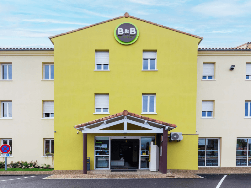 BB CASTELCULIER facade