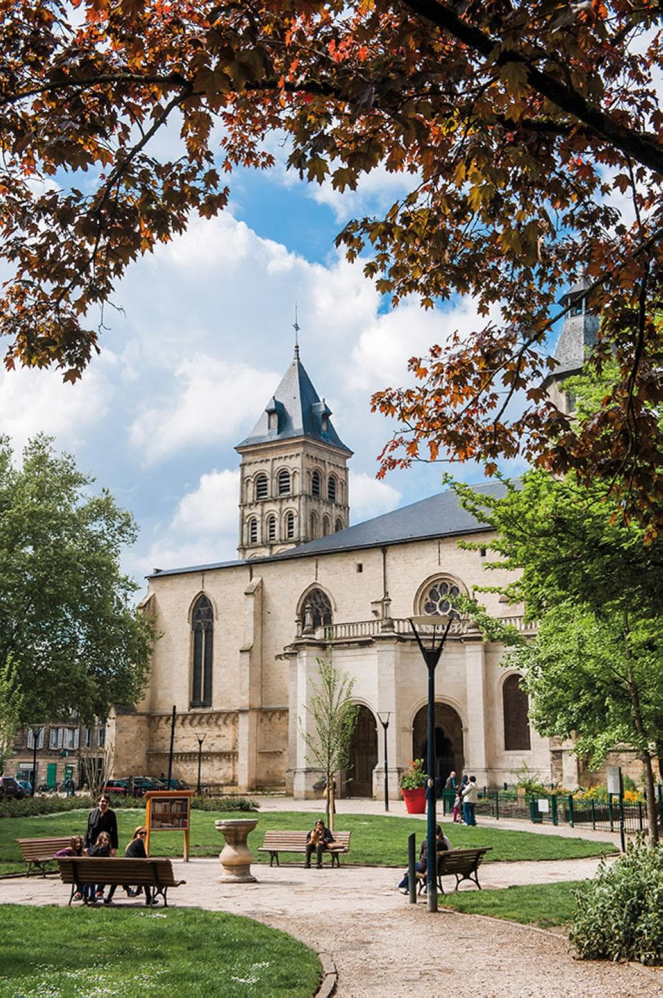 BC02_CHURCH_StSEURIN_VB_048