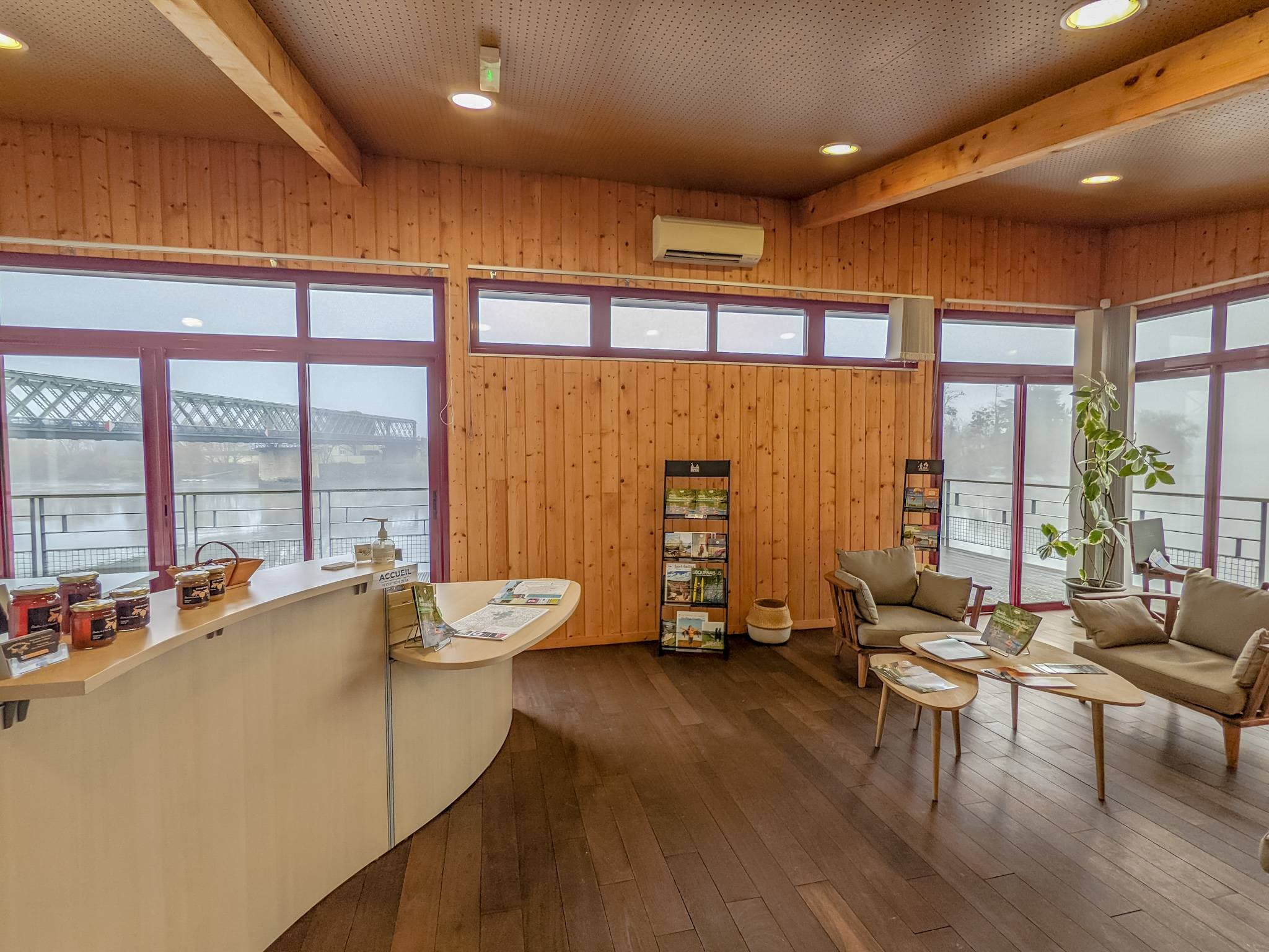 Bureau d’Information Touristique de Branne – Office de Tourisme Castillon-Pujols