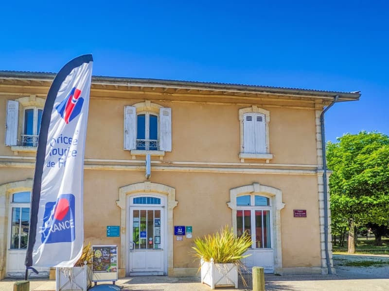 Façade du Bureau d'Information Touristique de Créon