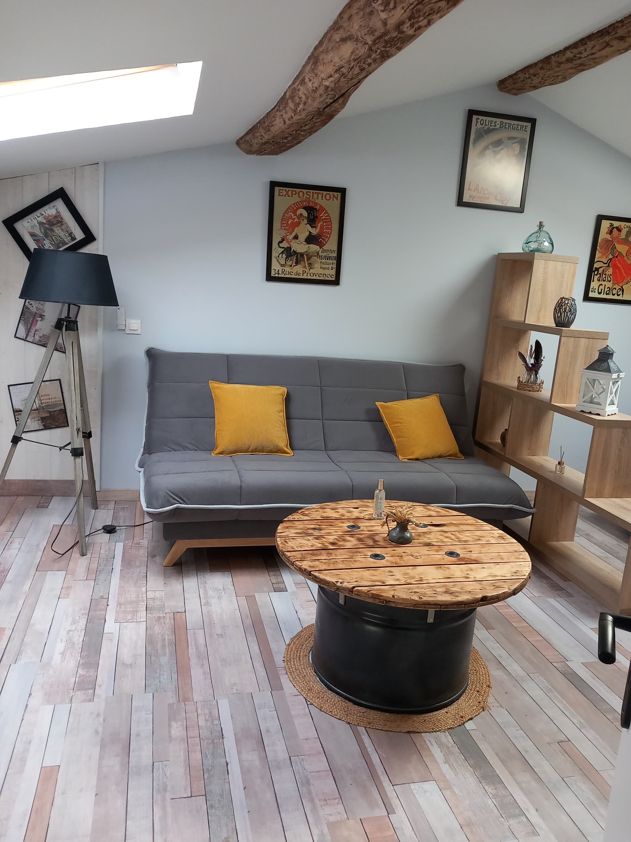 Le couchage supplémentaire dans la chambre