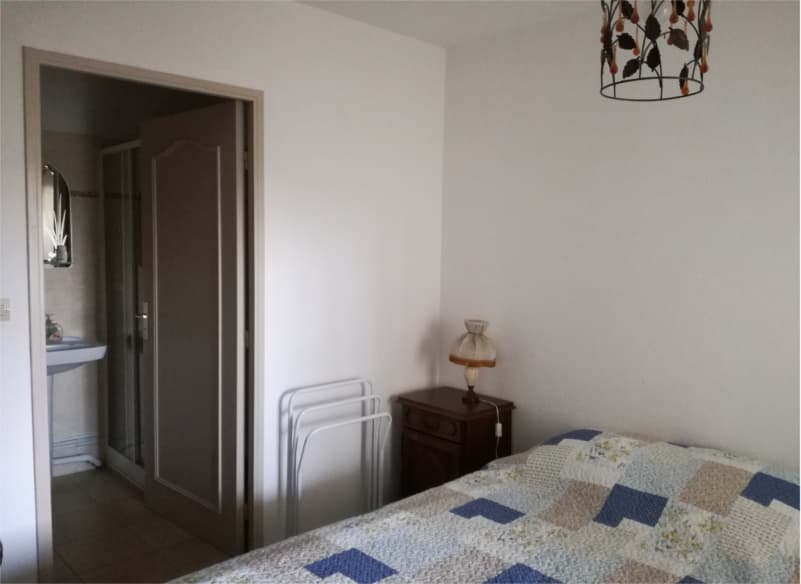 Baille-Chambre-et-Salle-d-eau