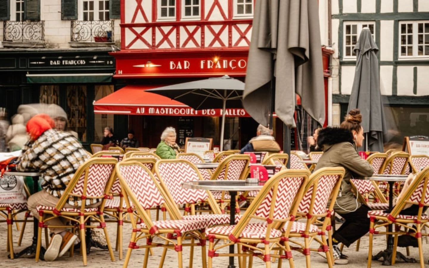 Devanture Bar François