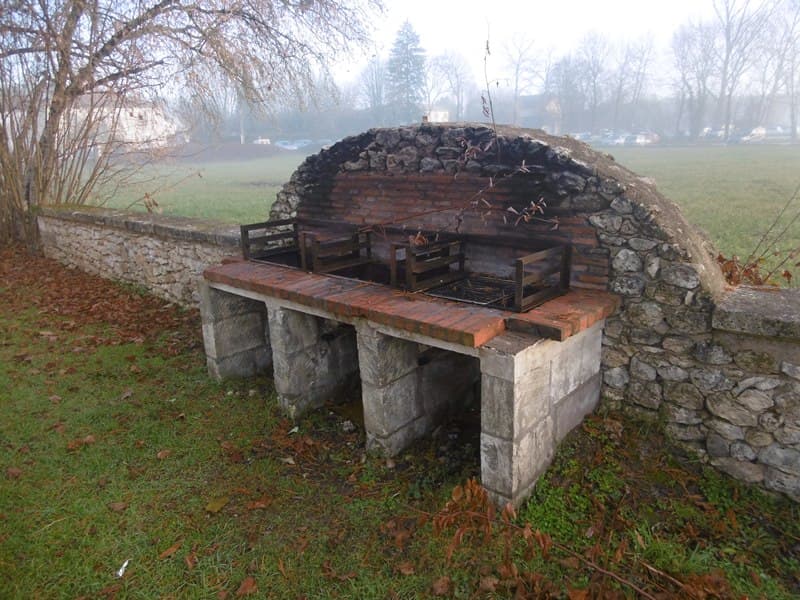 Barbecue Bourdeilles OTPDB