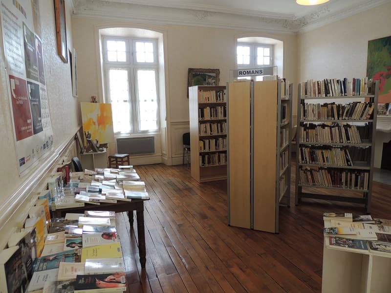 Bibliothèque de Brantôme romans adultes