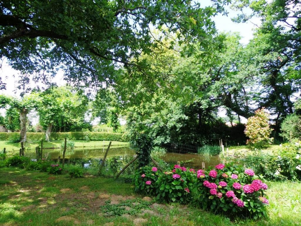Camping à la ferme Bizençon - coin repos