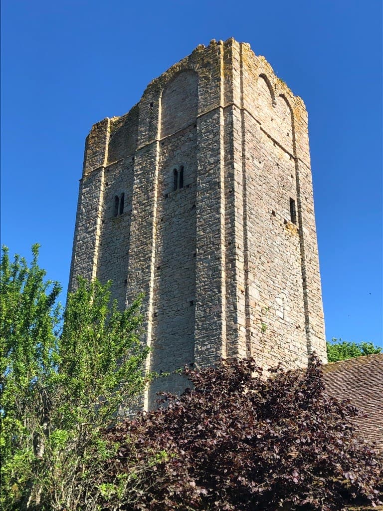 Tour de Château-Chervix