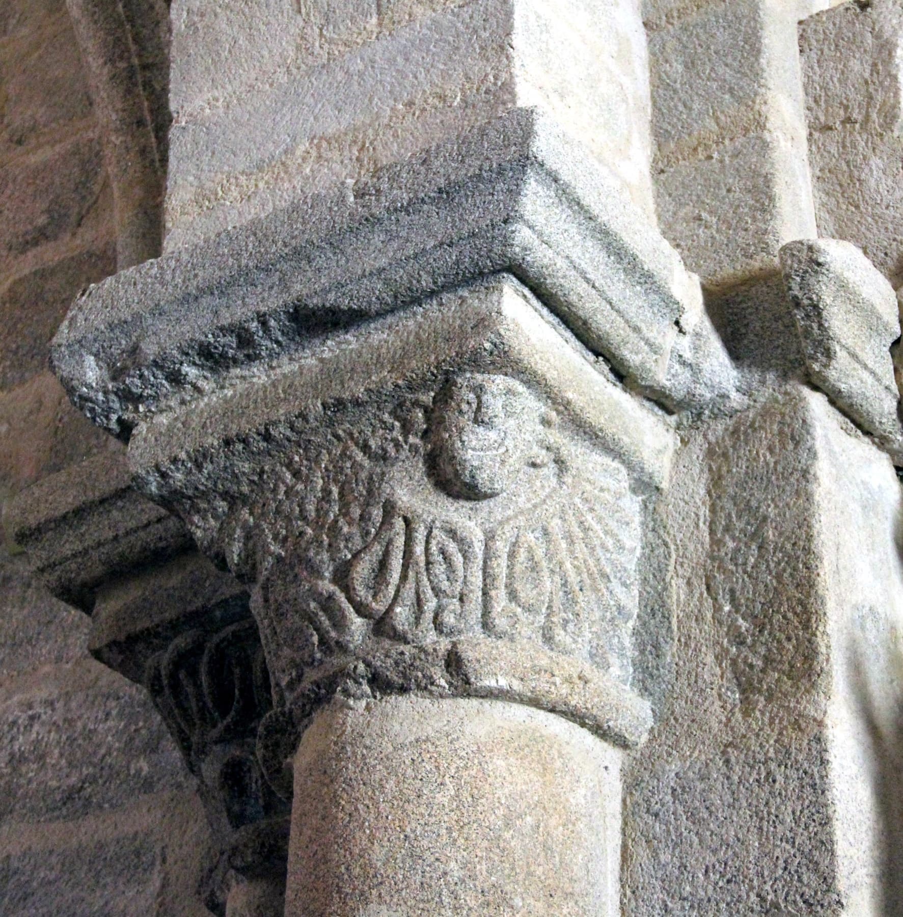 Eglise de la Décollation-de-Saint-Jean-Baptiste - Détail chapiteau