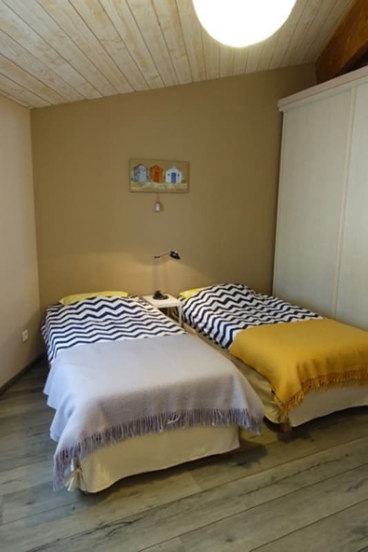 Bulle-d-Eyre-chambre-redi