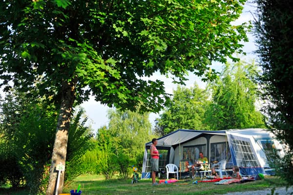 CAMPING_DU_COIROUX_AUBAZINE_tente_4