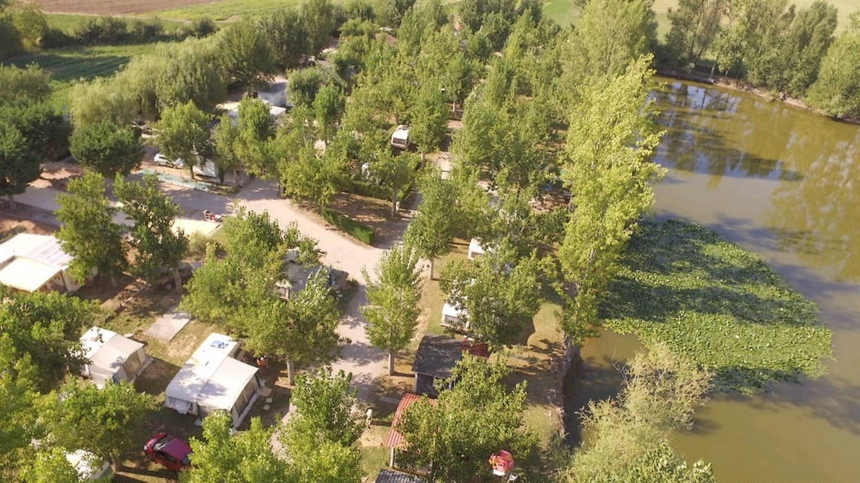 CAMPING VU DU CIEL