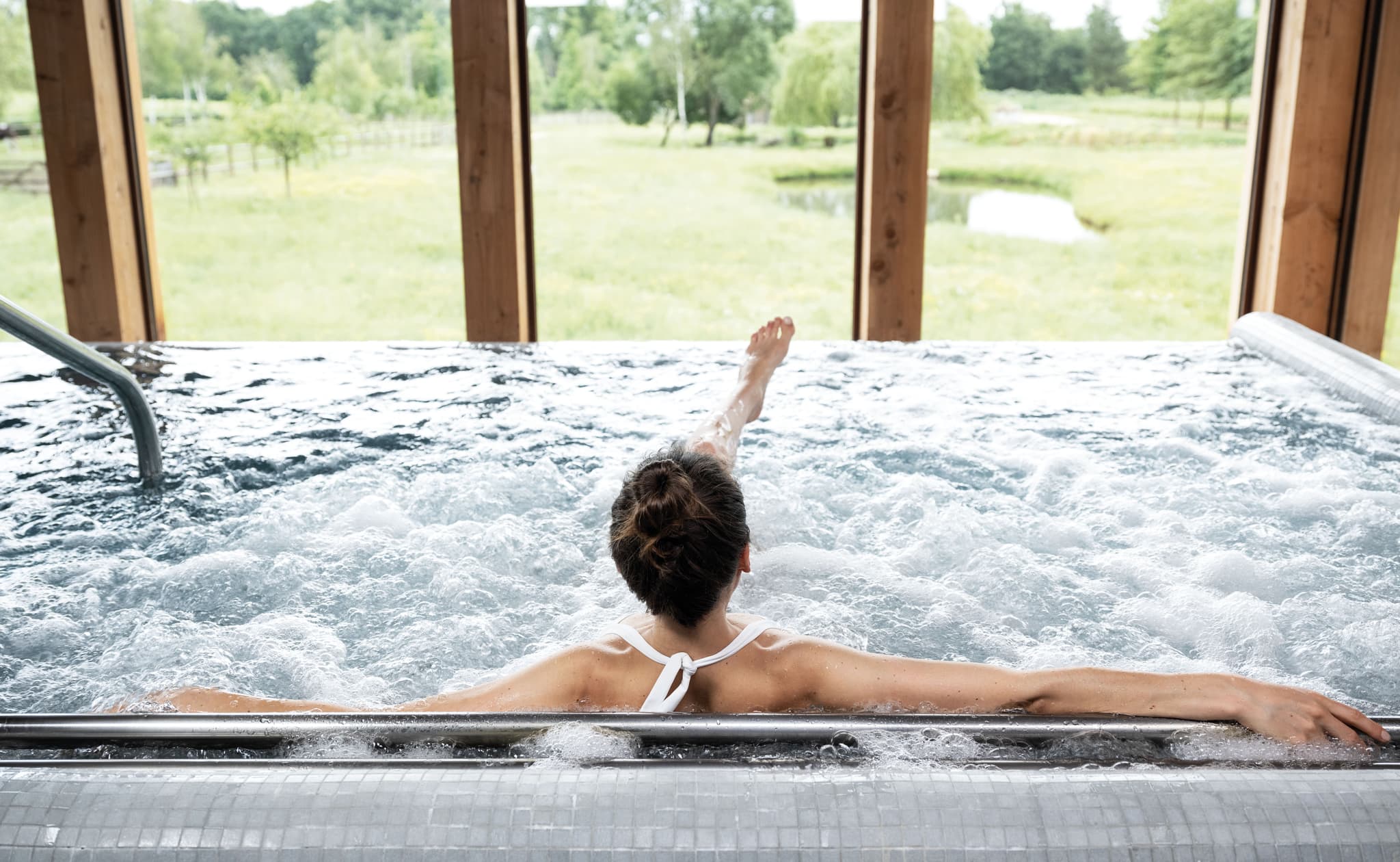 CAUDALIE-JACUZZI