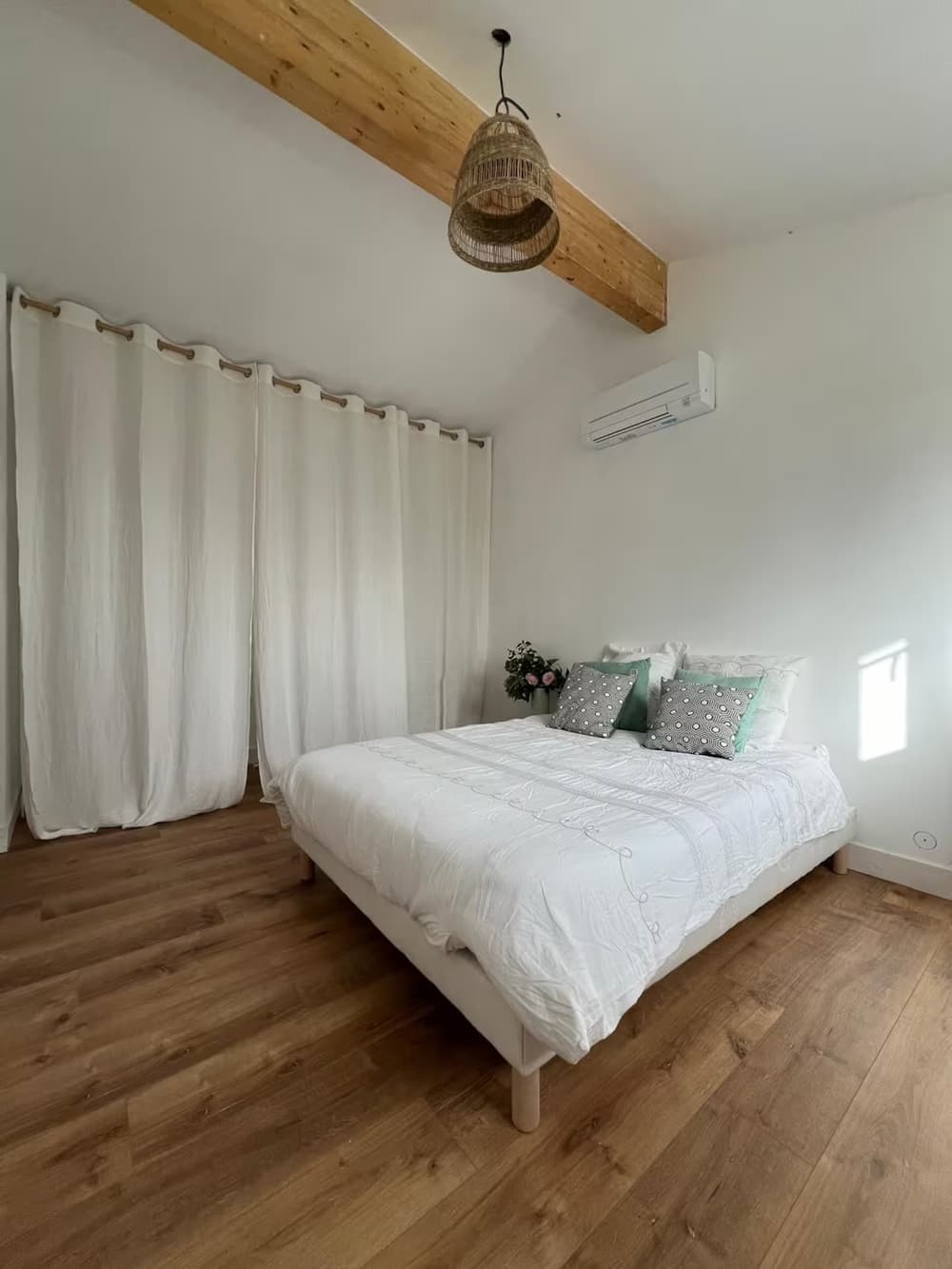 CHAMBRE 2-vue 1