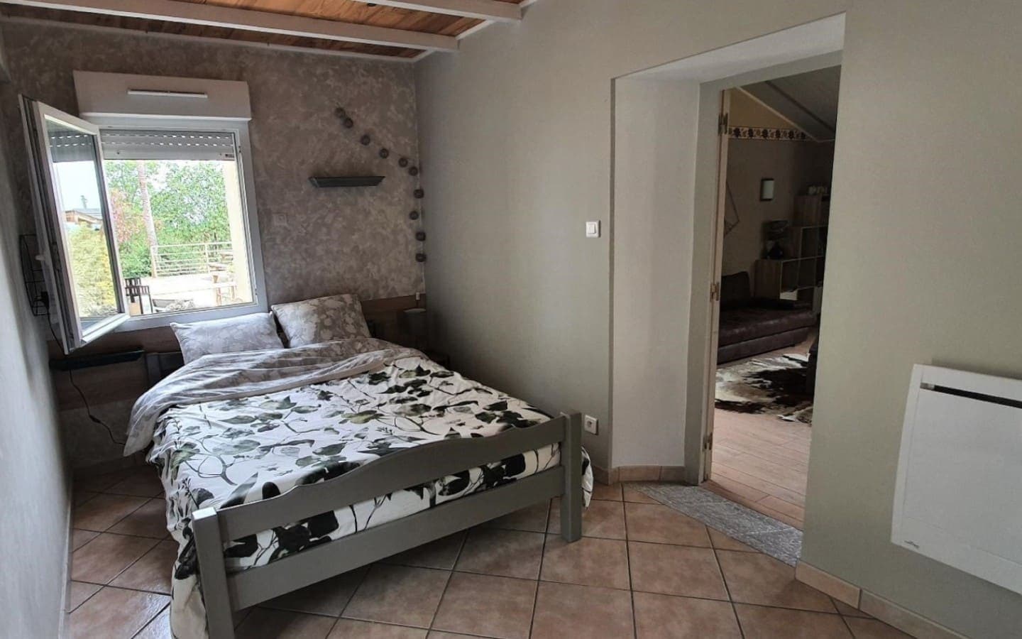 CHAMBRE LIT