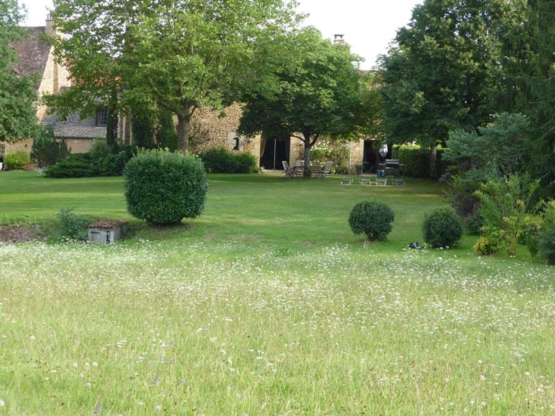 CHANTEPIERRE Jardin redim