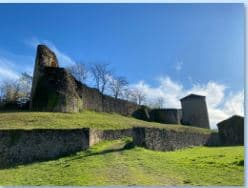CHATEAU FORTIFICATION