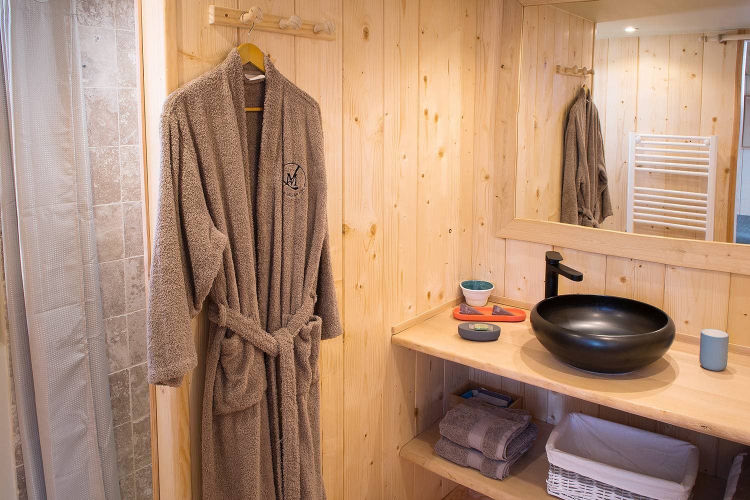 Cabane La Muscadelle salle de bain