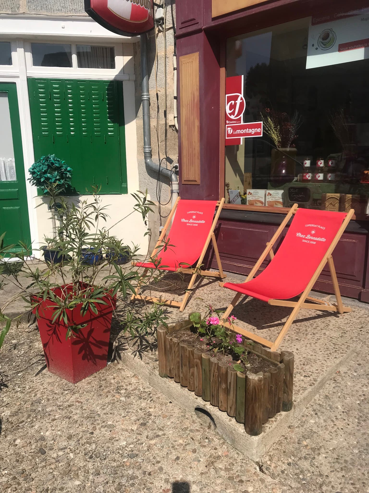 Café, bar épicerie à lupersat