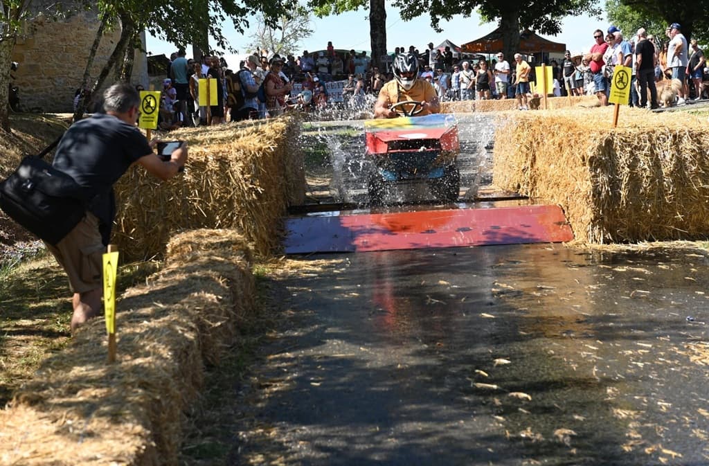 Bourniquel Descente caisse à savon -