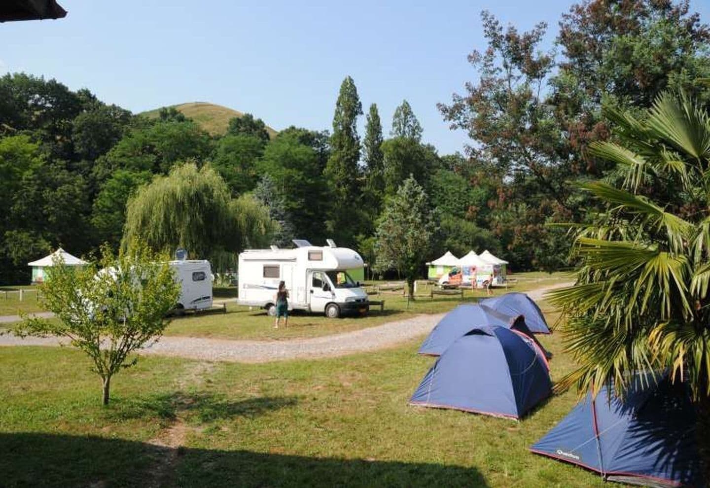 Camping Amestoya-emplacements-bidarray