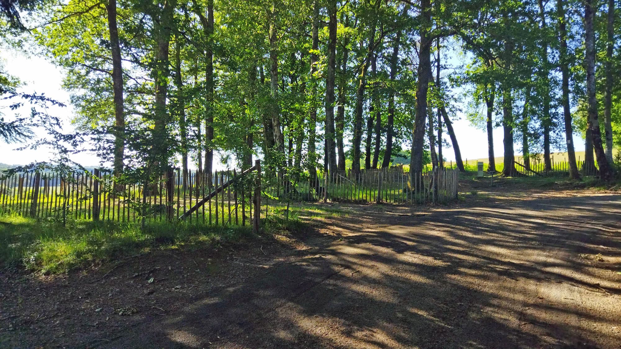 Camping Complexe touristique la Montagne Limousine-2