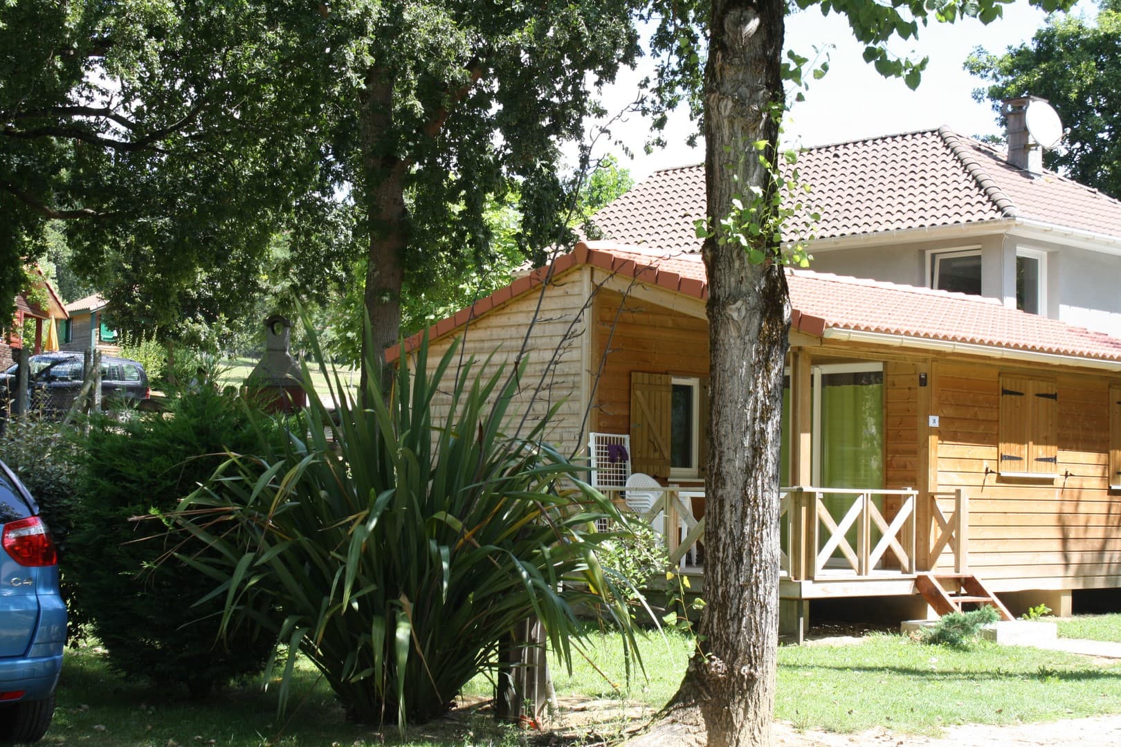 Camping L'Orée du Bois HLL