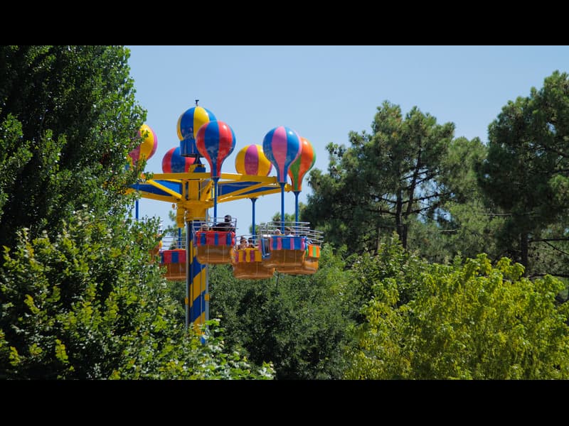 Les Montgolfières
