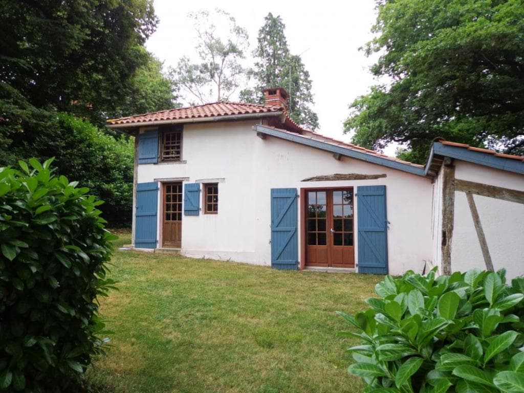 Carbonel S Tuyon - gîte
