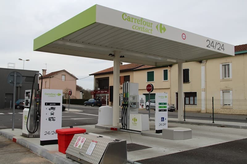 Carrefour contact - station