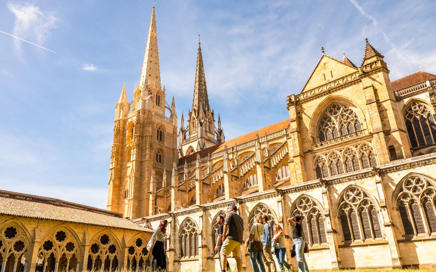 Cathedrale exterieur 2