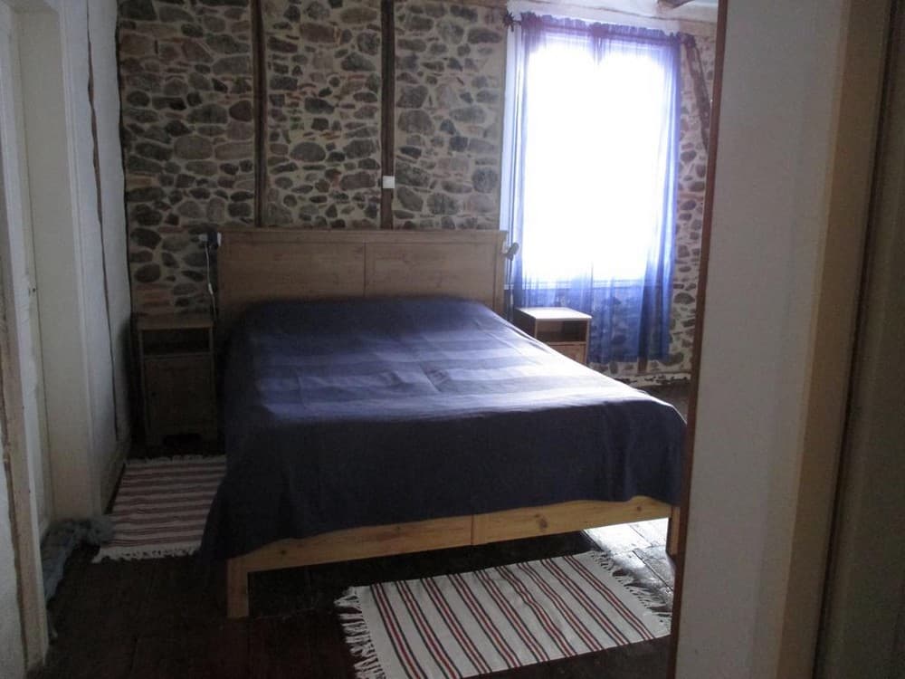 ChHotesLePetitChat-chambre1_Beaulieu_2