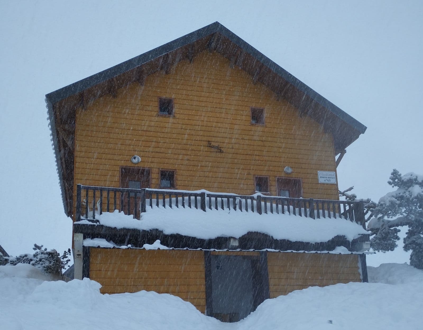 Chalet 65