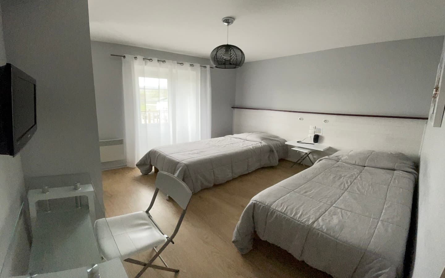 Hôtel Mendy - Chambre 6 1440x900
