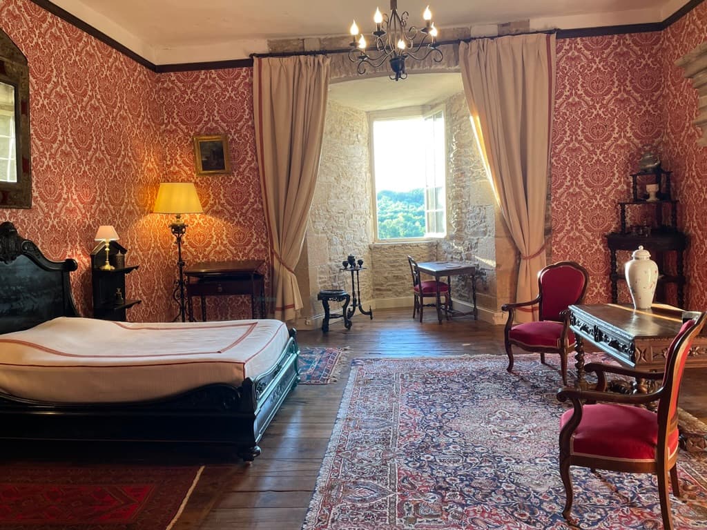 Chambre Jeanne de Hautefort 6