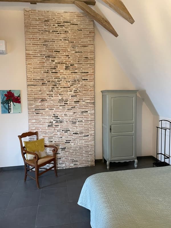 Chambre Mansarde sous les combles (3)