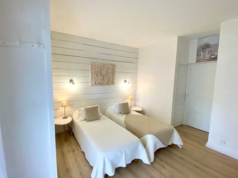 Chambre appartement 12