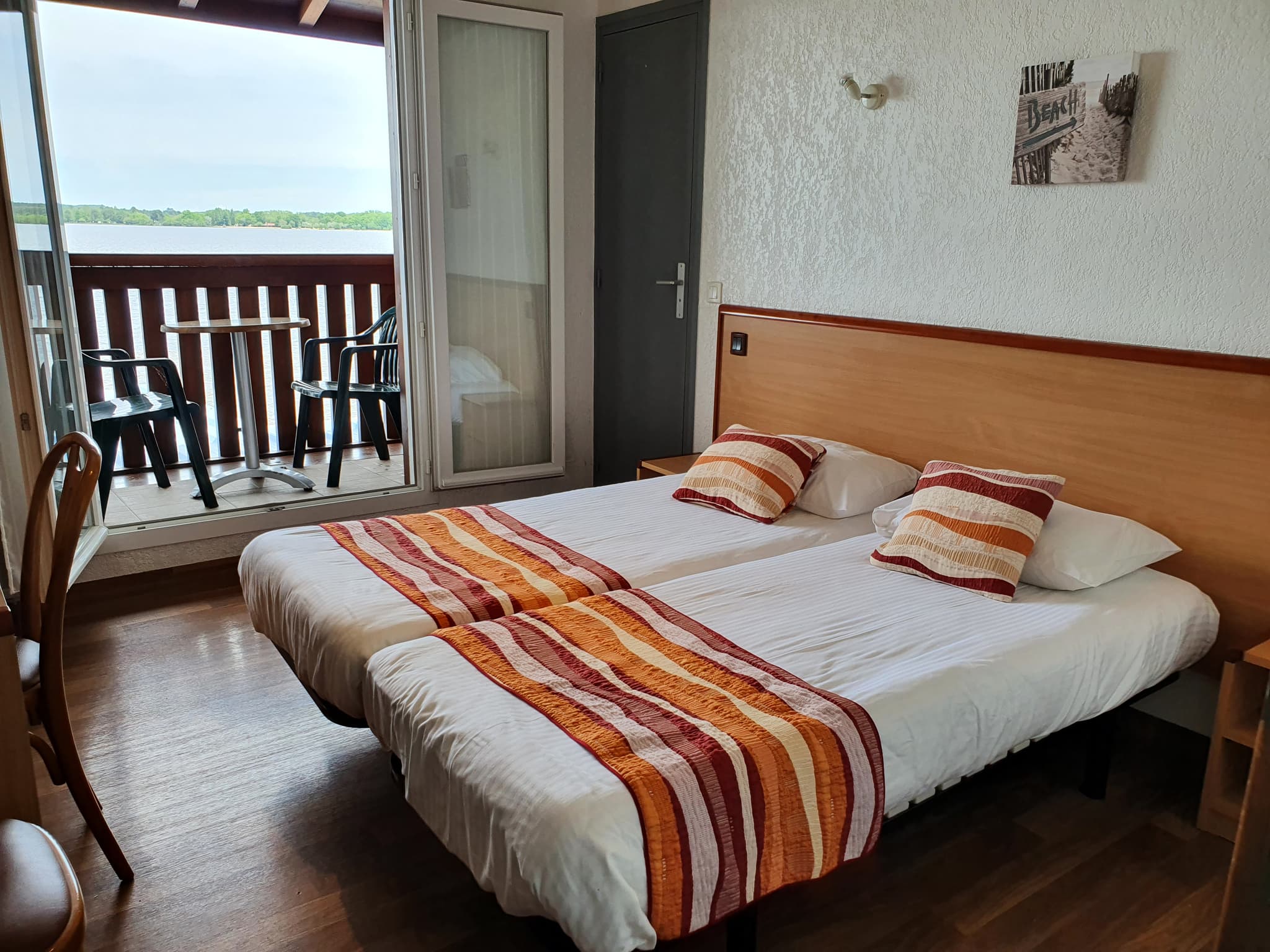 Chambre appartement 2 lits simples