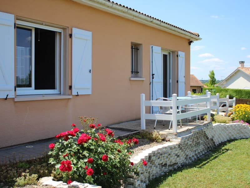 Chambre_eglantine_exterieur_fleuri_3