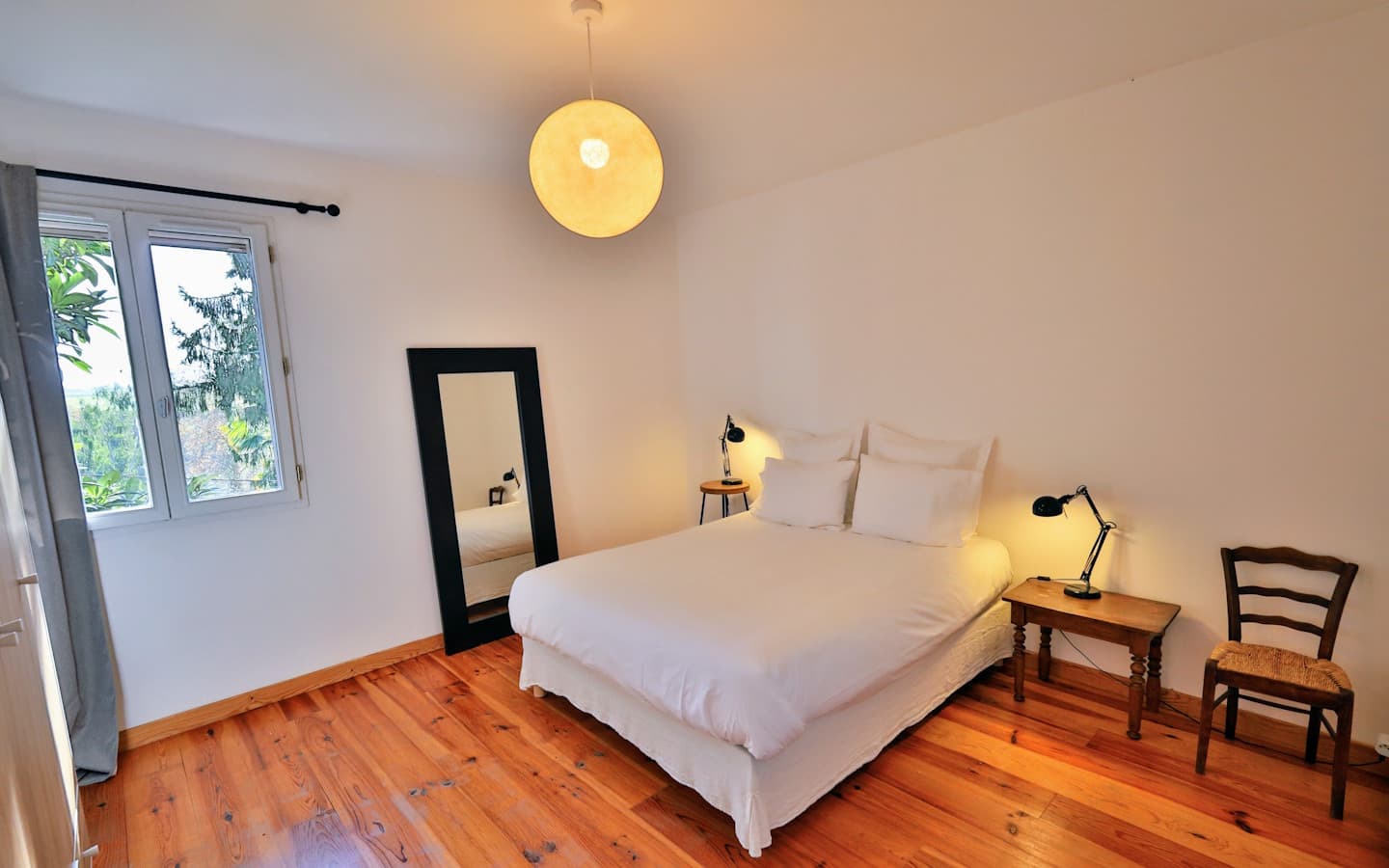 Chambre grand Lit