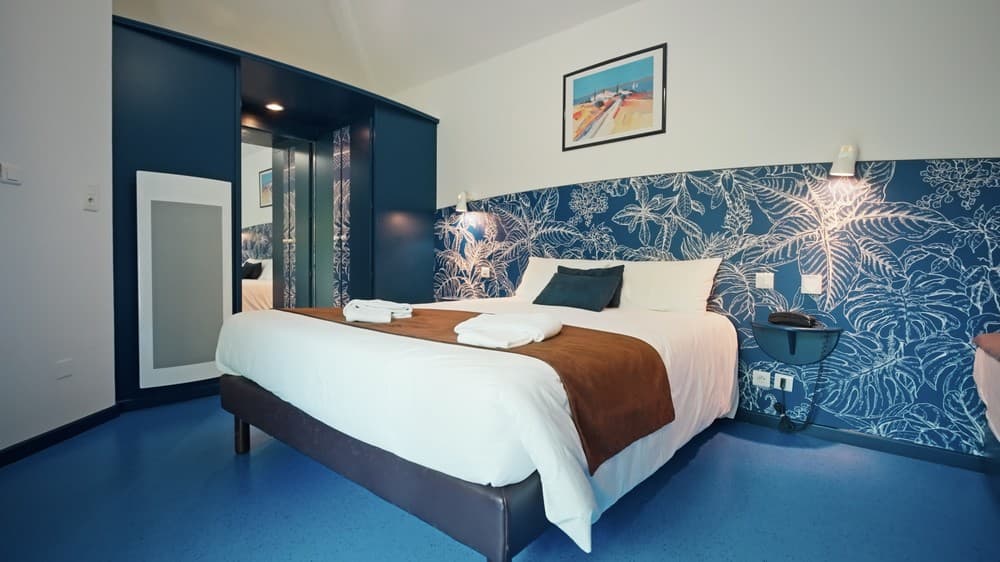 Chambre grand lit