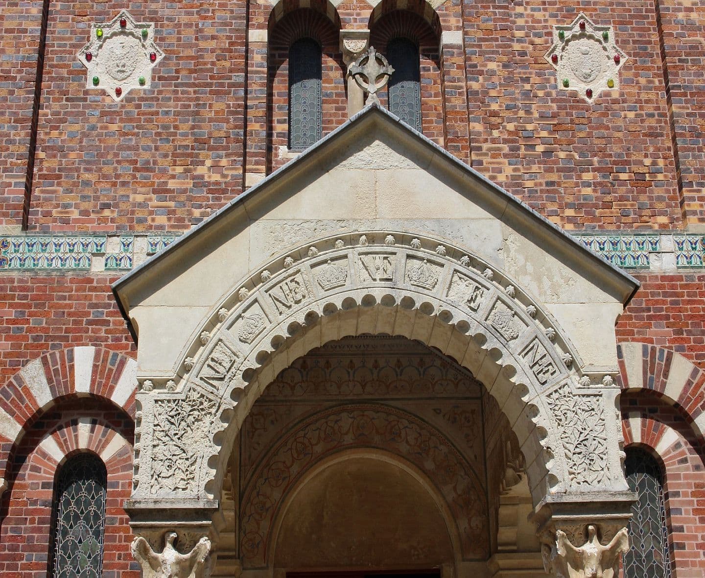 Chapelle-Imperiale-Biarritz-Entrée