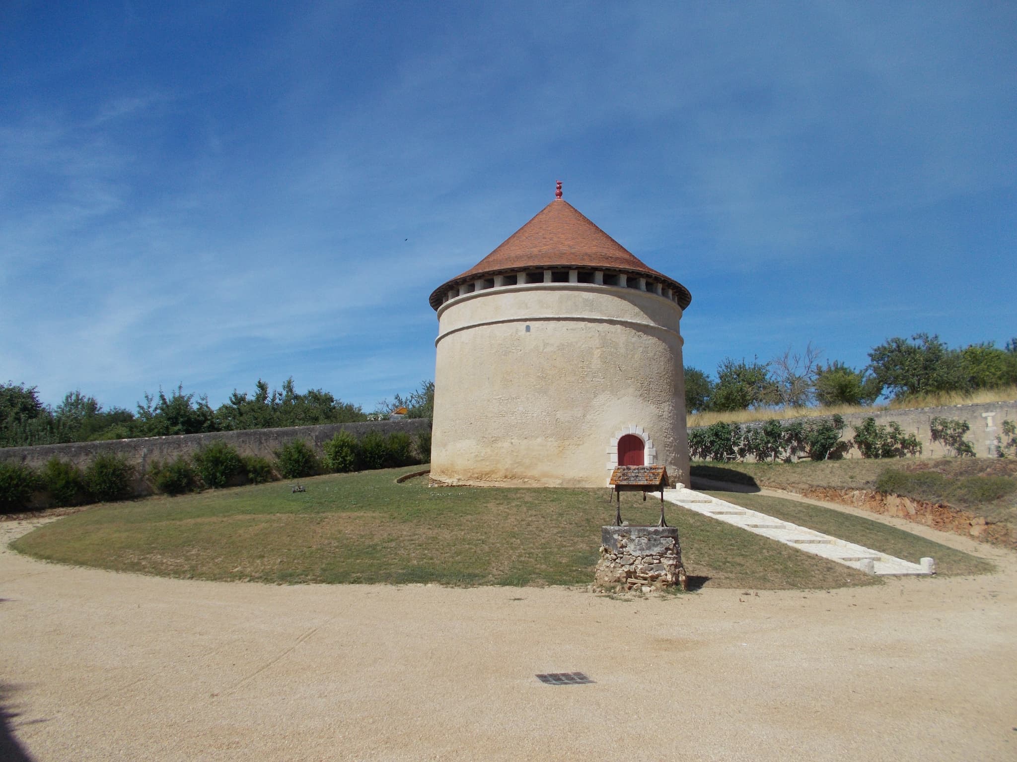Chateau-St-Loup--8-