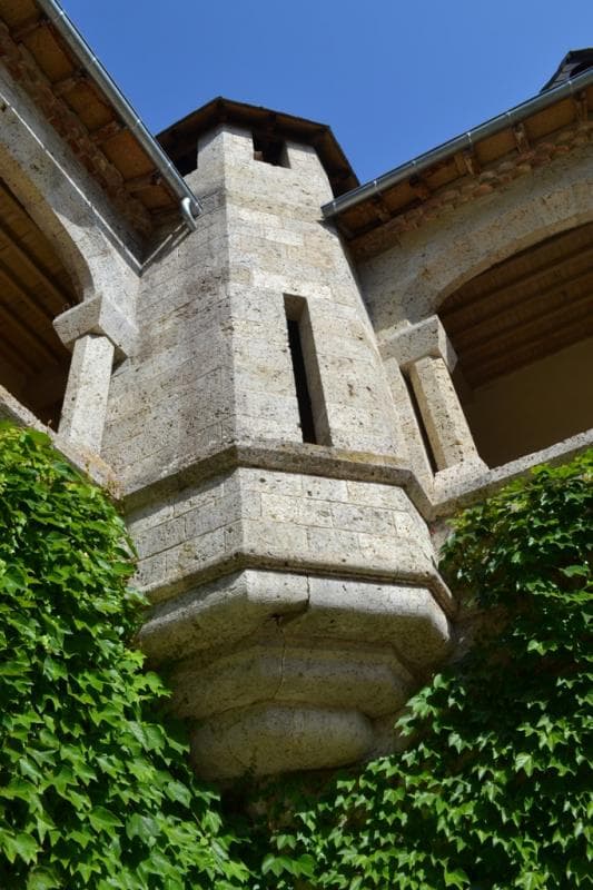 Château de Laroche 14