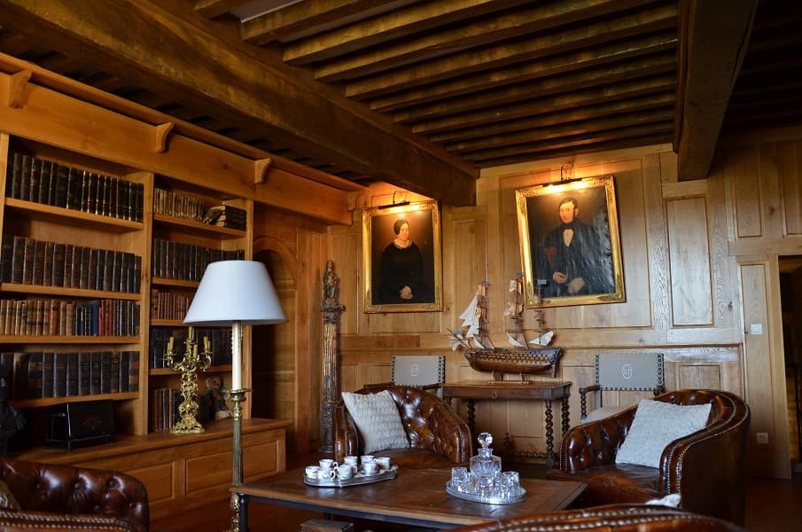 Chateau des Vallons intérieur sirtaqui