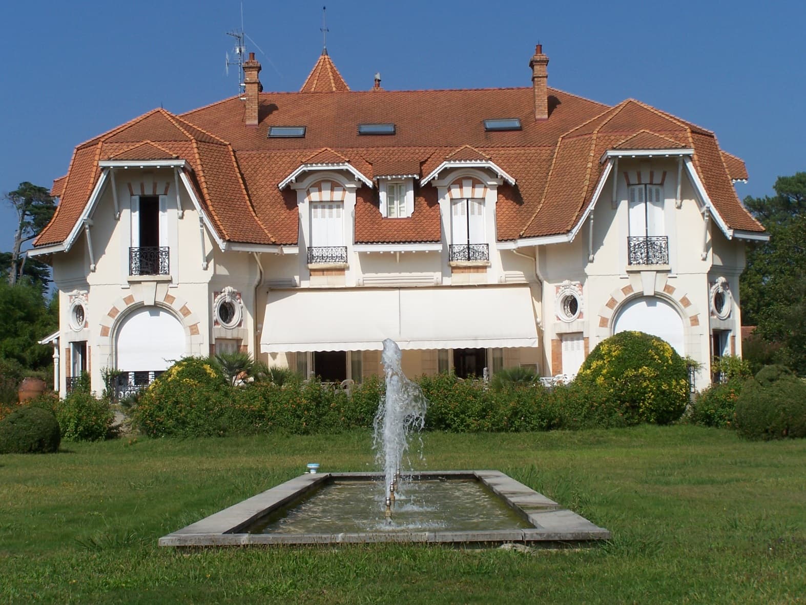Chateau-du-clair-de-lune-2